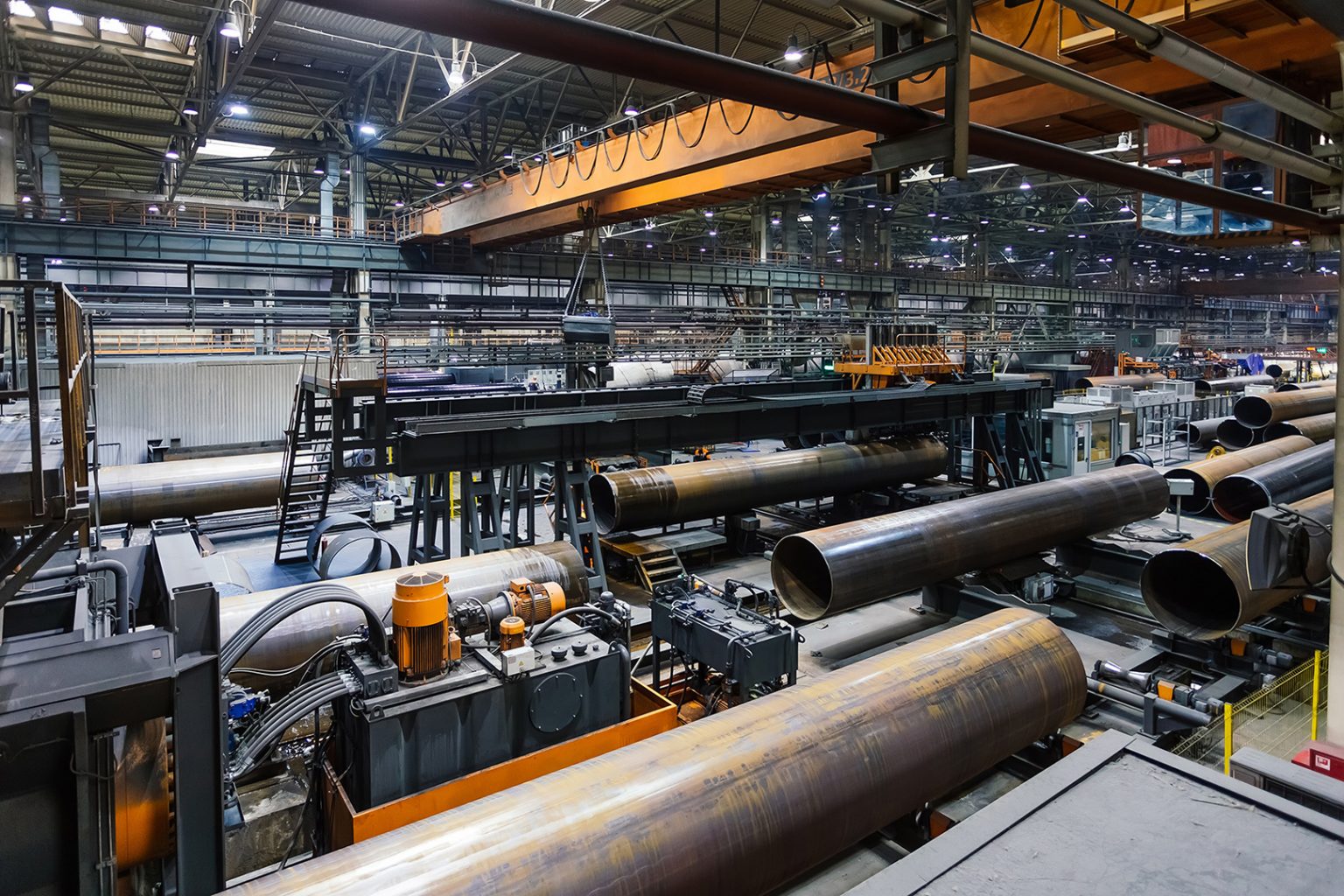 Pipe factory production line, unfinished pipe moving on roller c